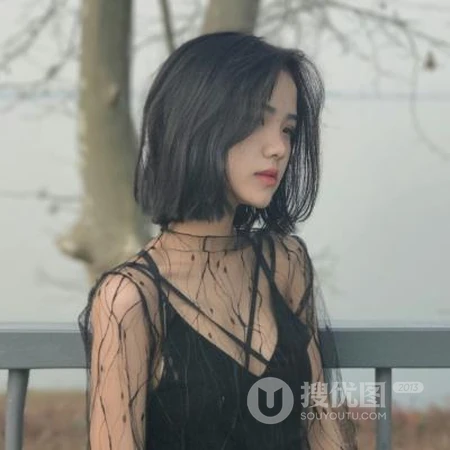 短发女生可爱唯美或伤感或看海等好看的微信头像
