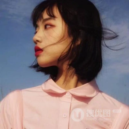 短发女生可爱唯美或伤感或看海等好看的微信头像