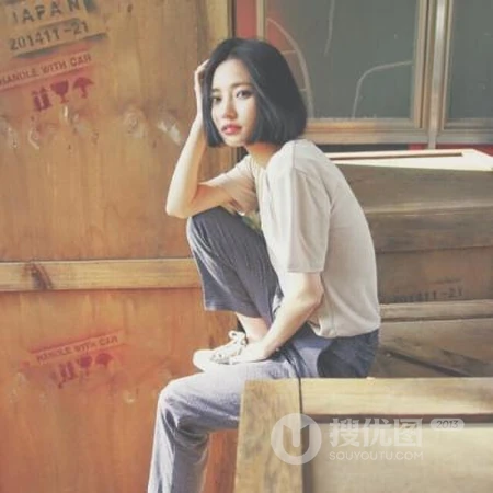 短发女生可爱唯美或伤感或看海等好看的微信头像