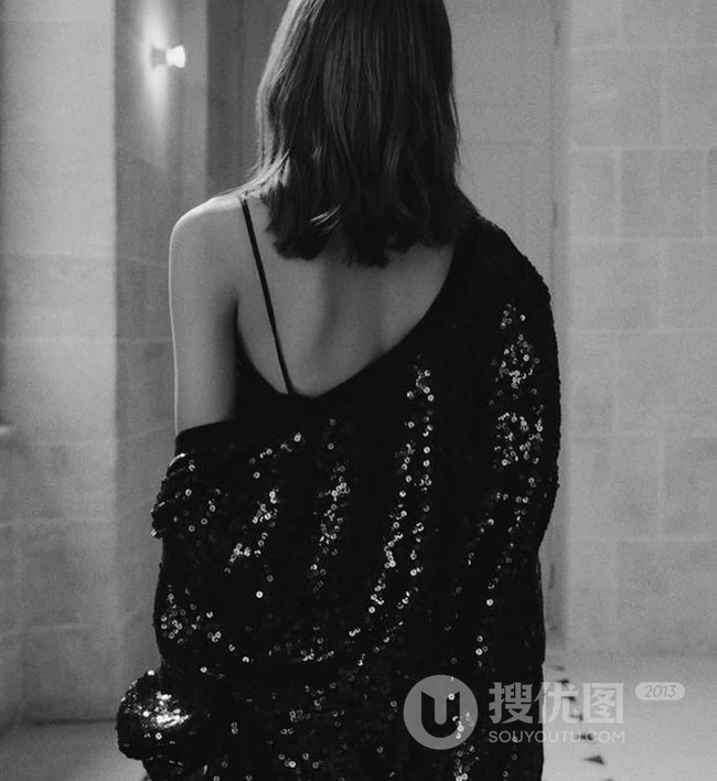 泰国籍女歌手Lisa最新个人写真、舞台照、生活照图集