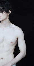 肌肉男李栋旭高清肌肉写真图片，尽显匀称身形比例