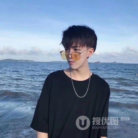 2019帅气好看的男生帅哥伤感忧郁气质微信头像