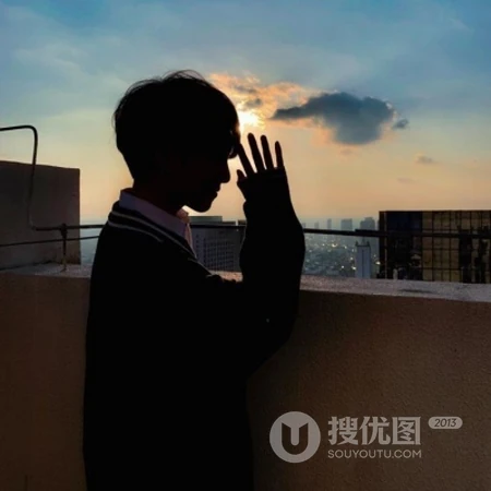 2019帅气好看的男生帅哥伤感忧郁气质微信头像