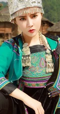 苗族女生爱丽莎山村山寨气质少数名族风写真图片