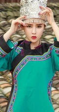 苗族女生爱丽莎山村山寨气质少数名族风写真图片
