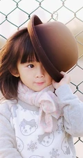 可爱小少女 可爱女生小魔女户外唯美写真图片