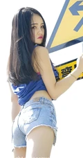 阳光女生宝贝佩佩Cassie紧身短裤街拍图集