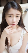 朵比dobby_浴室+泳装写真 清纯可爱