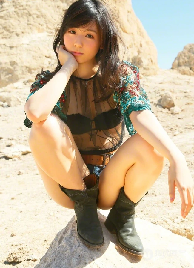 日本写真销量亚军小池里奈高清图集