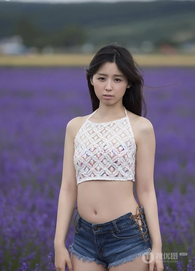 日本写真销量亚军小池里奈高清图集