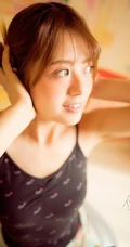 可爱雀斑女孩大耳朵 Tina温暖惬意室内照