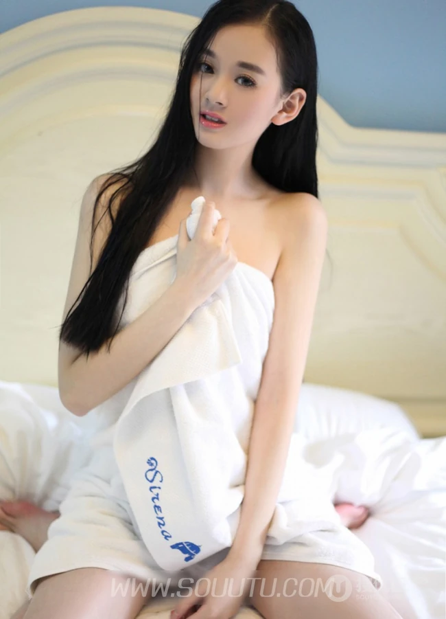 清纯长发嫩模的闺房日记