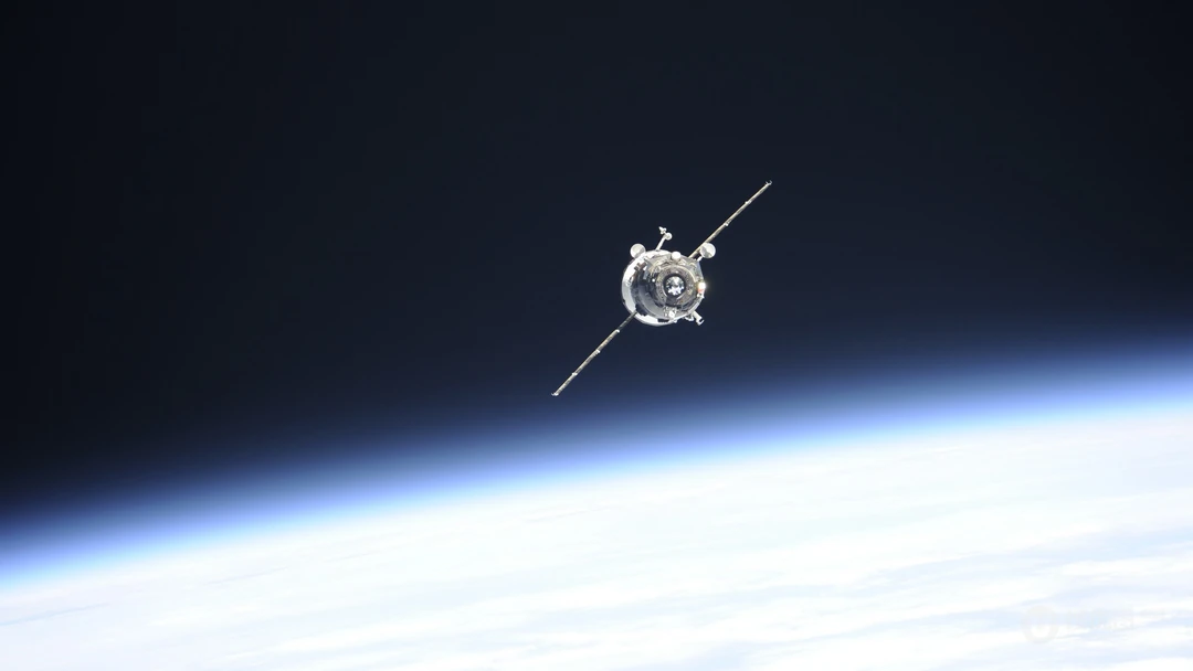 另眼看地球-唯美的太空和卫星壁纸图片