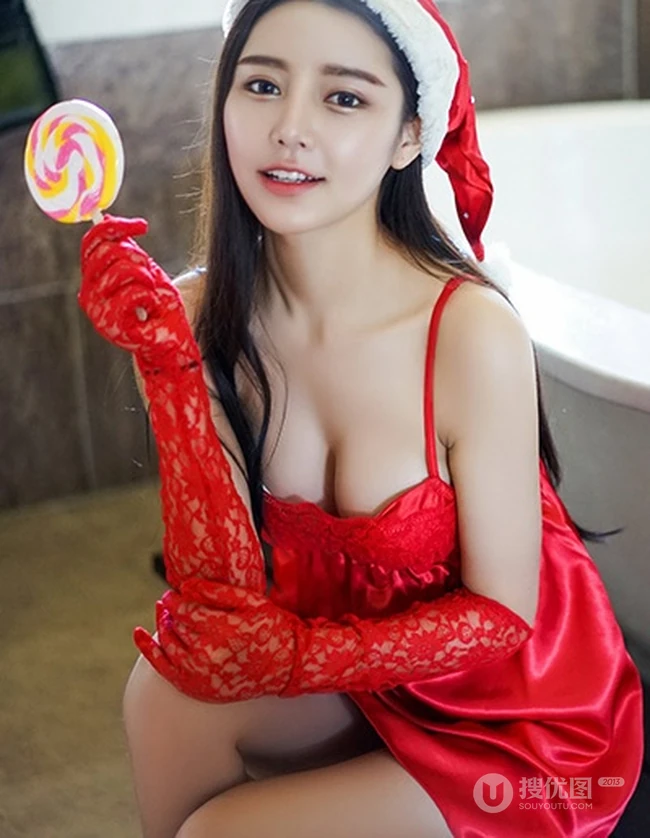 女生嫩模徐妍馨Mandy大红睡裙贺新春写真