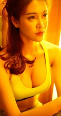 运动型健身女生Summer气质写真 展健康动人身材线条