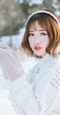 雪地里的清新美模徐cake 唯美户外家居写真美图
