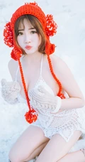 雪地里的清新美模徐cake 唯美户外家居写真美图