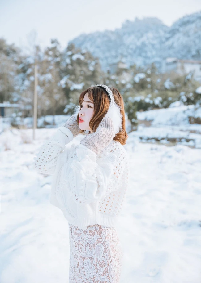 雪地里的清新美模徐cake 唯美户外家居写真美图