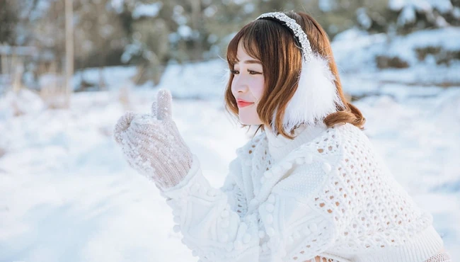 雪地里的清新美模徐cake 唯美户外家居写真美图