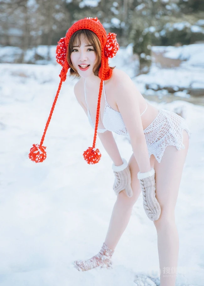 雪地里的清新美模徐cake 唯美户外家居写真美图
