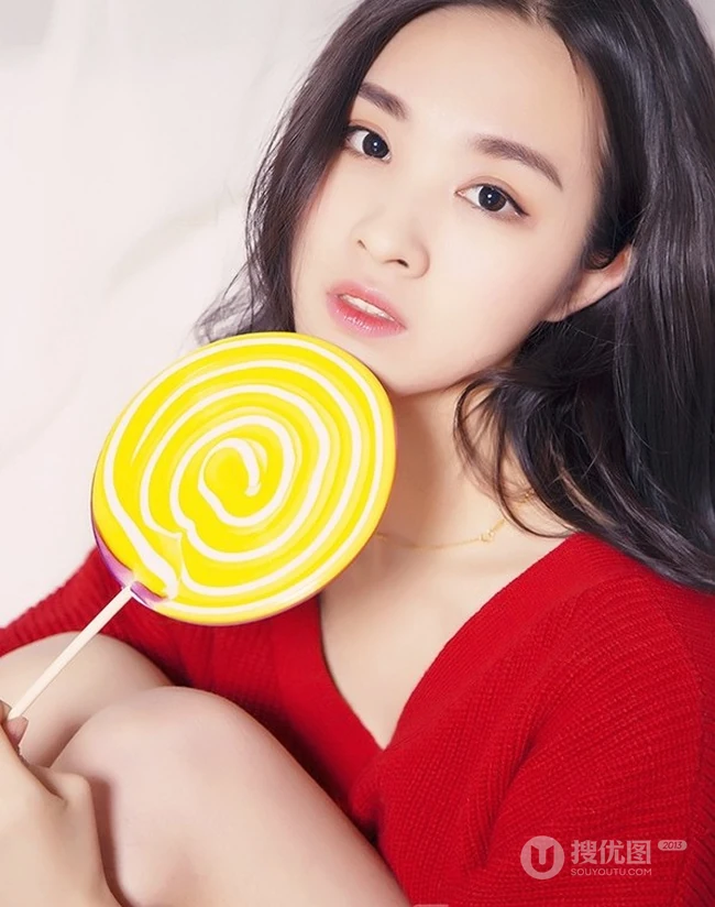 新生代女演员 可爱女生王筱淇可爱甜美生日写真