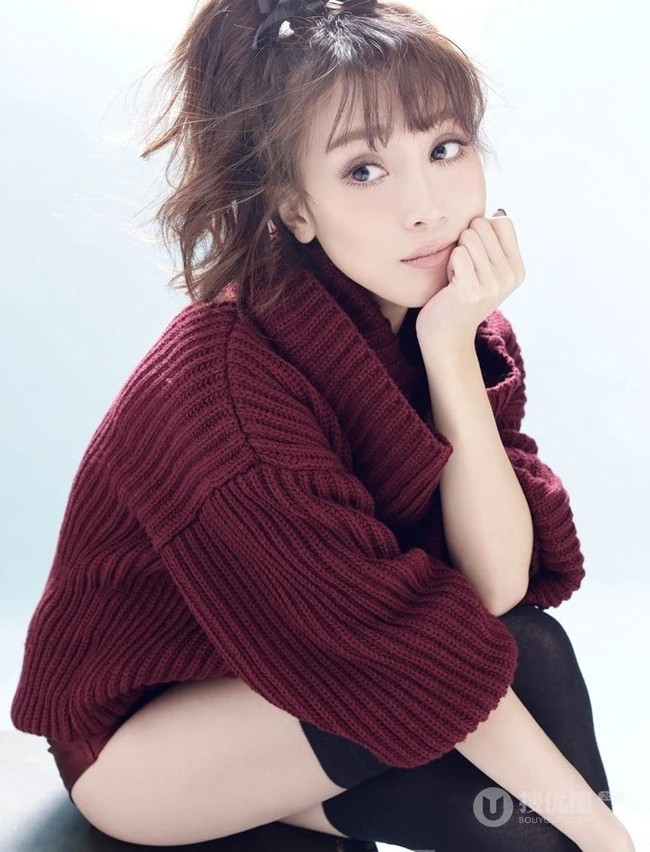 女演员许歌唯美气质图片集-百变造型清爽率性