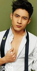 暖男韩东君阳光帅气《男人风尚》杂志写真大片