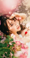 大眼美萌清新蔷薇花少女温暖春意户外写真