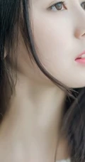 清纯长发可爱女生唯美室内照 时间的旅行滴答滴