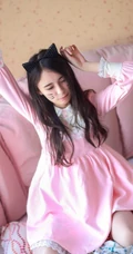 喵喵喵，可爱萌萌哒少女扮猫室内日记