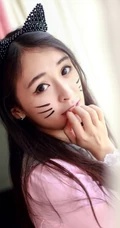 喵喵喵，可爱萌萌哒少女扮猫室内日记