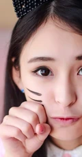 喵喵喵，可爱萌萌哒少女扮猫室内日记
