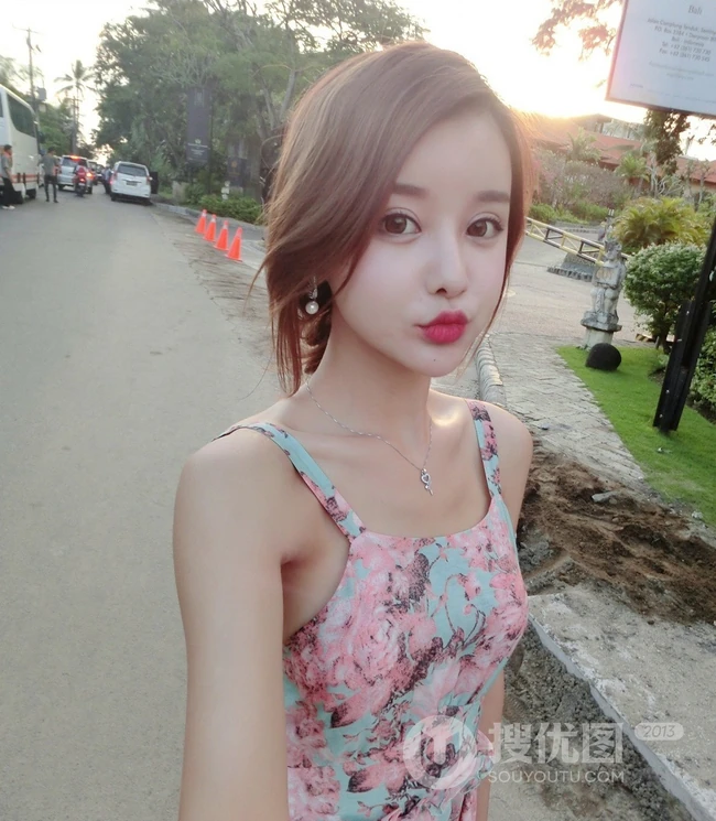 可爱女生滕雨佳清新清新自拍，街拍，生活照片分享