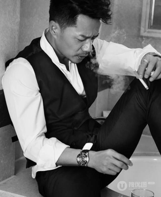 明星型男帅哥段奕宏时尚街拍写真大片