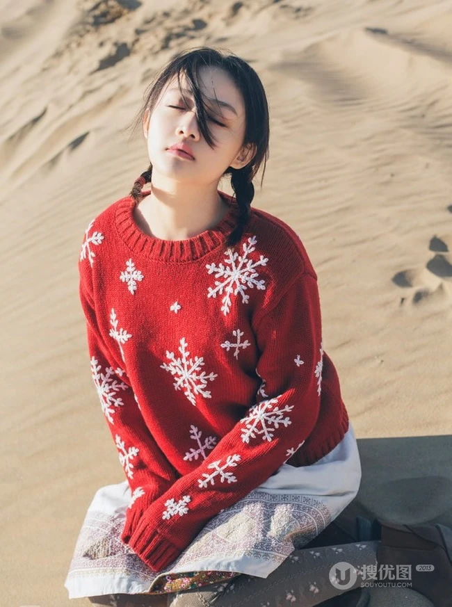 超纯美萌妹户外沙漠唯美写真 纯纯的你与蓝蓝的天