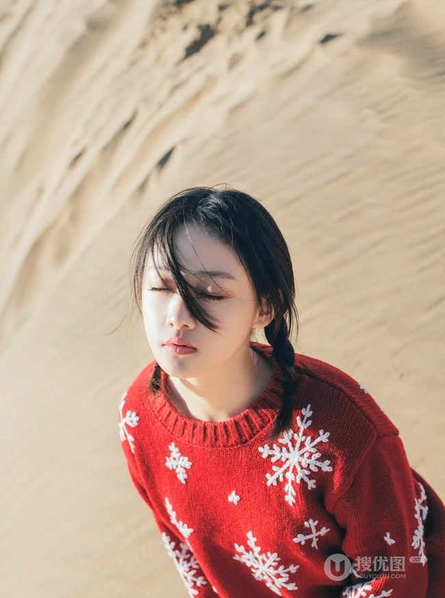 超纯美萌妹户外沙漠唯美写真 纯纯的你与蓝蓝的天