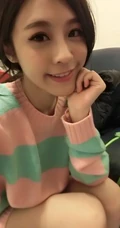 超正点甜美萌妹张语哝自拍生活照美图