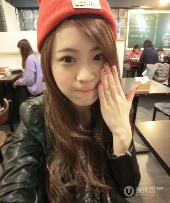 超正点甜美萌妹张语哝自拍生活照美图