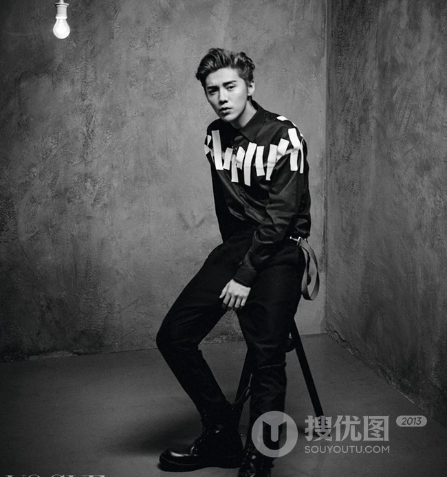 【鹿晗图片】鹿晗登时尚杂志《VOGUE》，酷感张扬硬朗洒脱