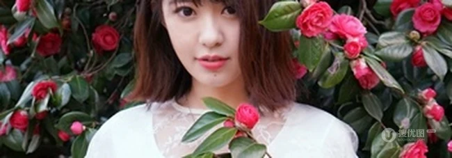 女生孙耀琦曝春日游园写真-阳光明媚，春暖花开