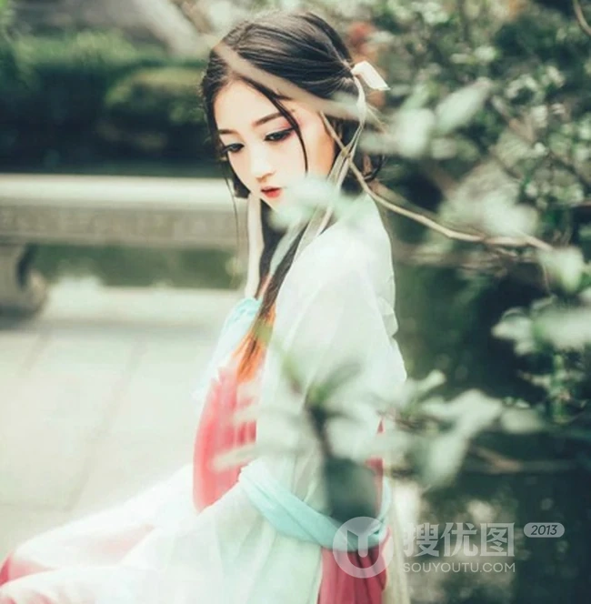 唯美古风装扮女子cos图片，人的一生，仿佛在演戏