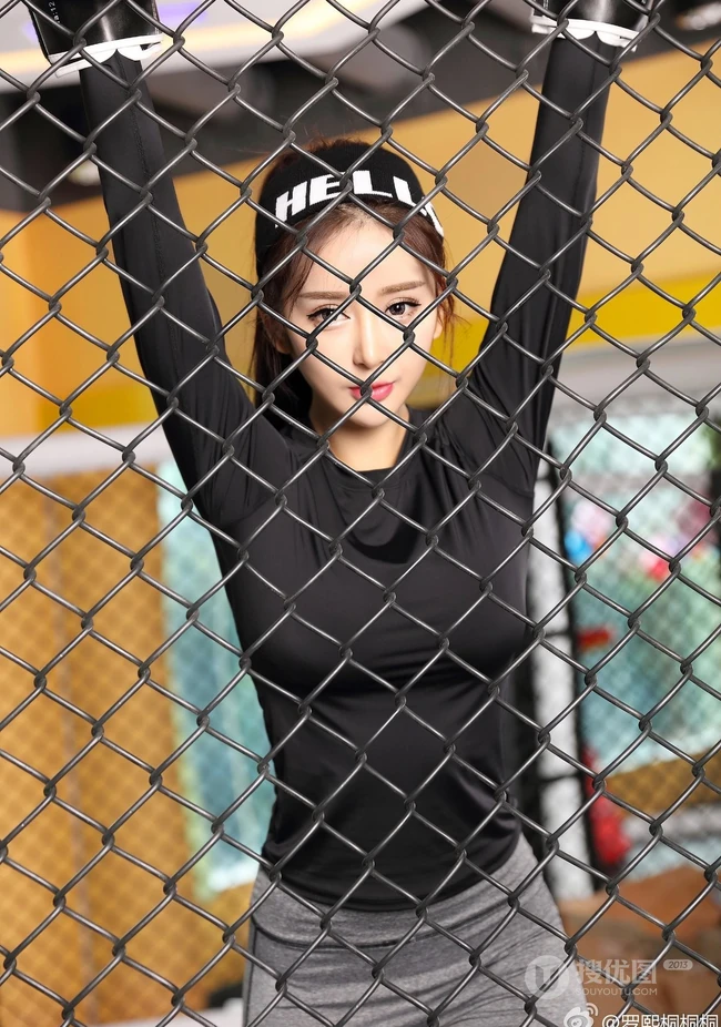 女生宝贝罗熙桐健身房写真图集，青春活力，魅力四射