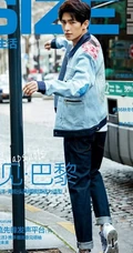 杨洋简洁时尚街拍写真，完美演绎时尚型男魅力