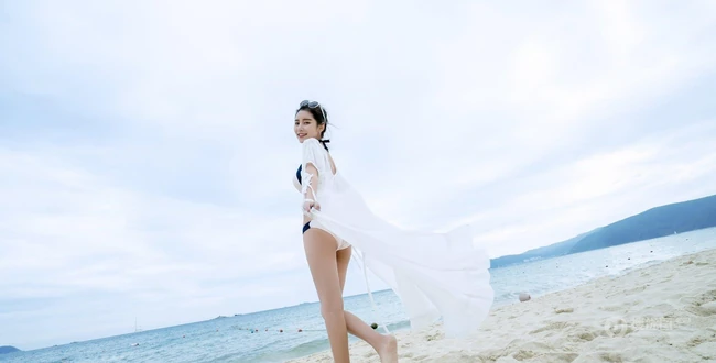 精选嫩模徐妍馨Mandy气质高清三亚旅拍写真