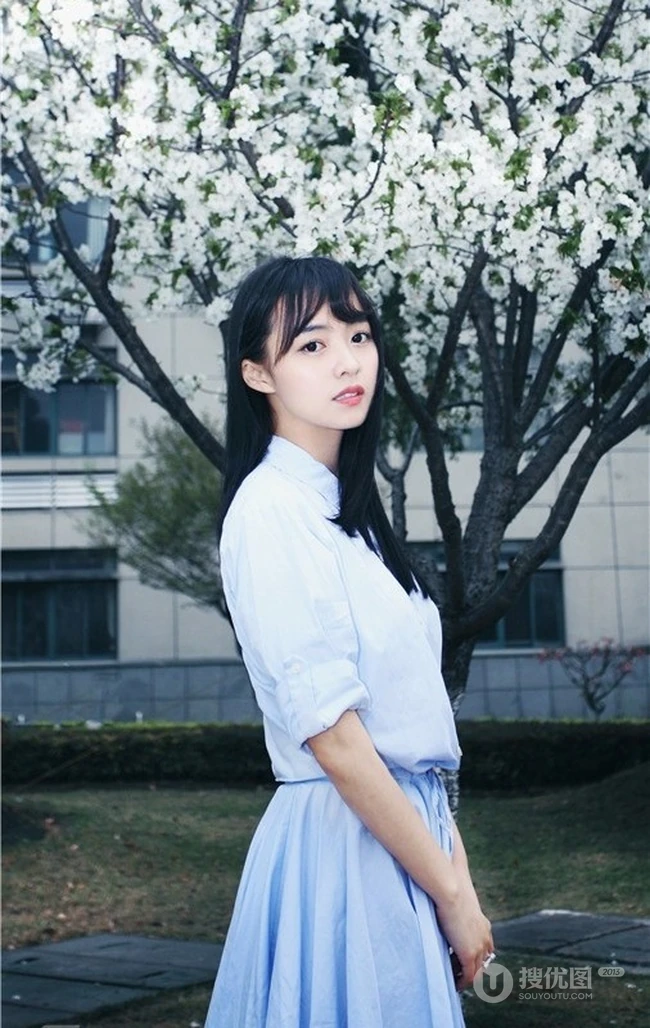 亚洲清新萌妹余心恬着连衣裙初春灵动唯美写真