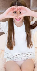 女生模特林宝娜家居写真写真秀，展青春少女气质魅力