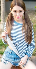 女生模特林宝娜家居写真写真秀，展青春少女气质魅力