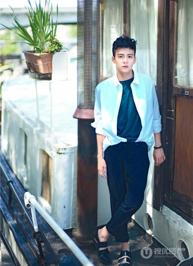 男歌手曾舜晞（Joseph）街拍写真，唯美清新阳光帅气