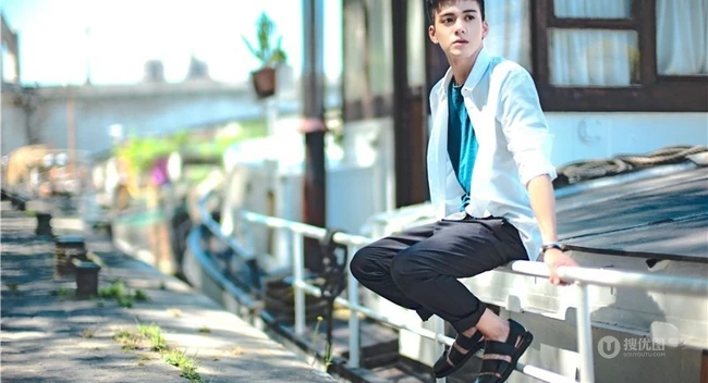 男歌手曾舜晞（Joseph）街拍写真，唯美清新阳光帅气