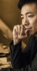 沧桑大叔的成熟魅力，演员祖峰最新写真图片